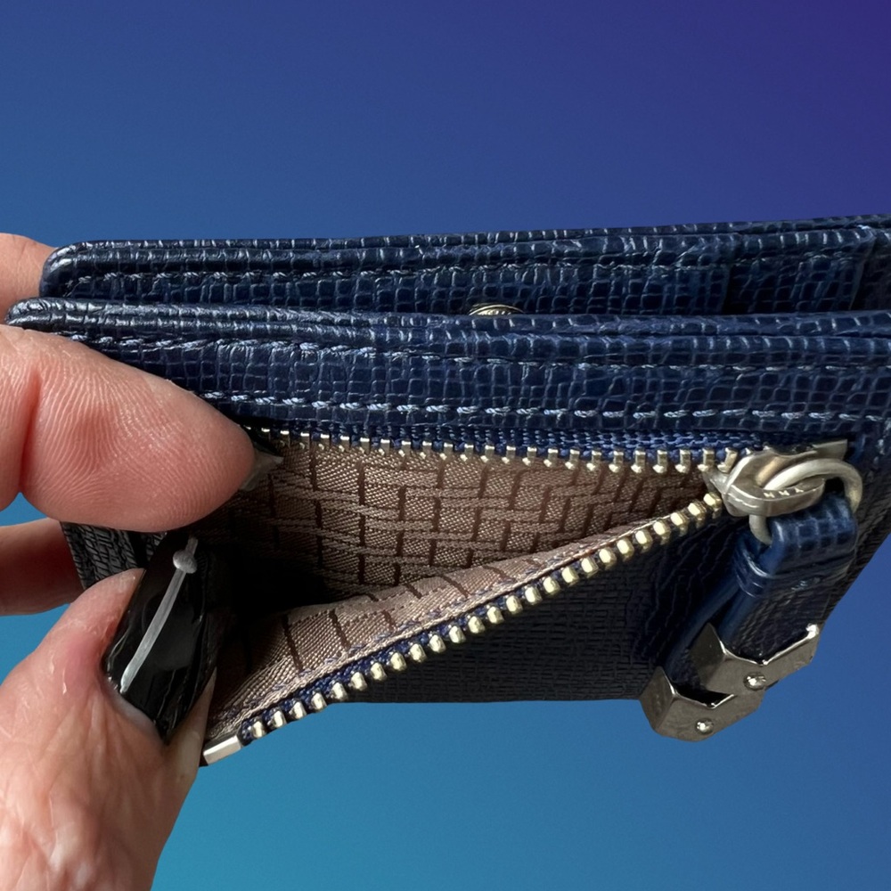 Cole Haan Blue Pebbled Leather Small Wallet/Card Holder - Picture 8 of 13